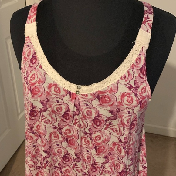 NWT Rue21 Rose Tank Top XL - Picture 3 of 7